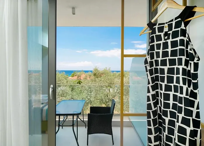 Ξενοδοχείο με διαμερίσματα Miracle By Klisma Σκάλα Καλλιράχης