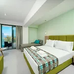 Miracle By Klisma Ξενοδοχείο με διαμερίσματα 3*