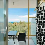 Ξενοδοχείο με διαμερίσματα Miracle By Klisma Σκάλα Καλλιράχης